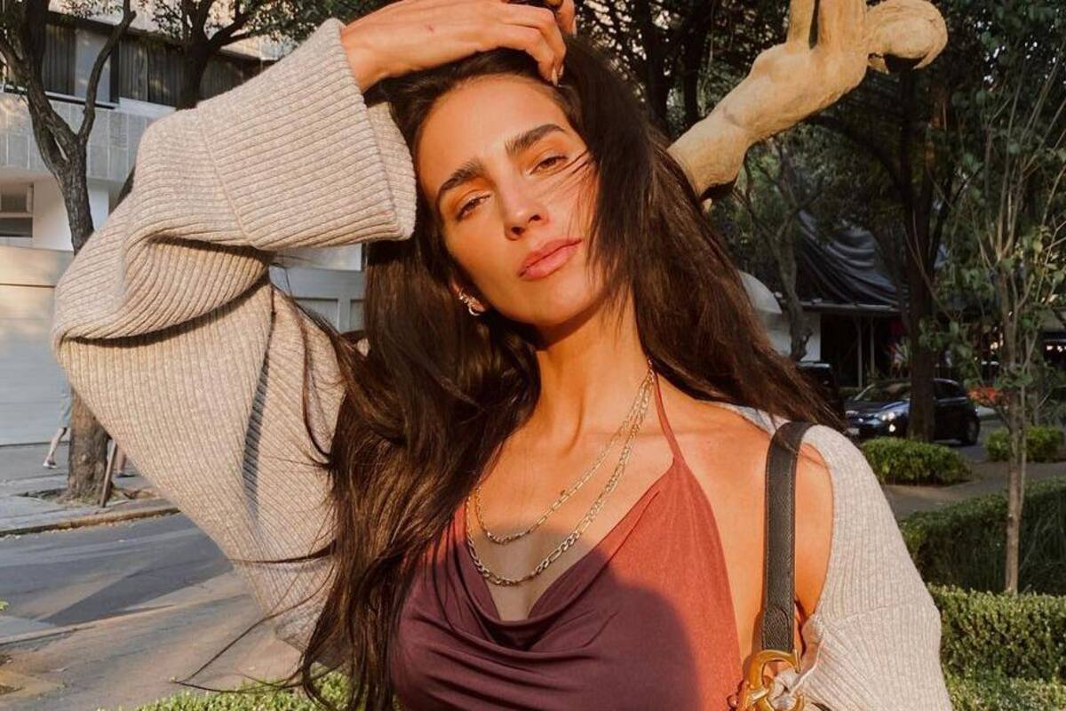 Internautas se burlan de Bárbara de Regil por hacer ejercicio en supermercado