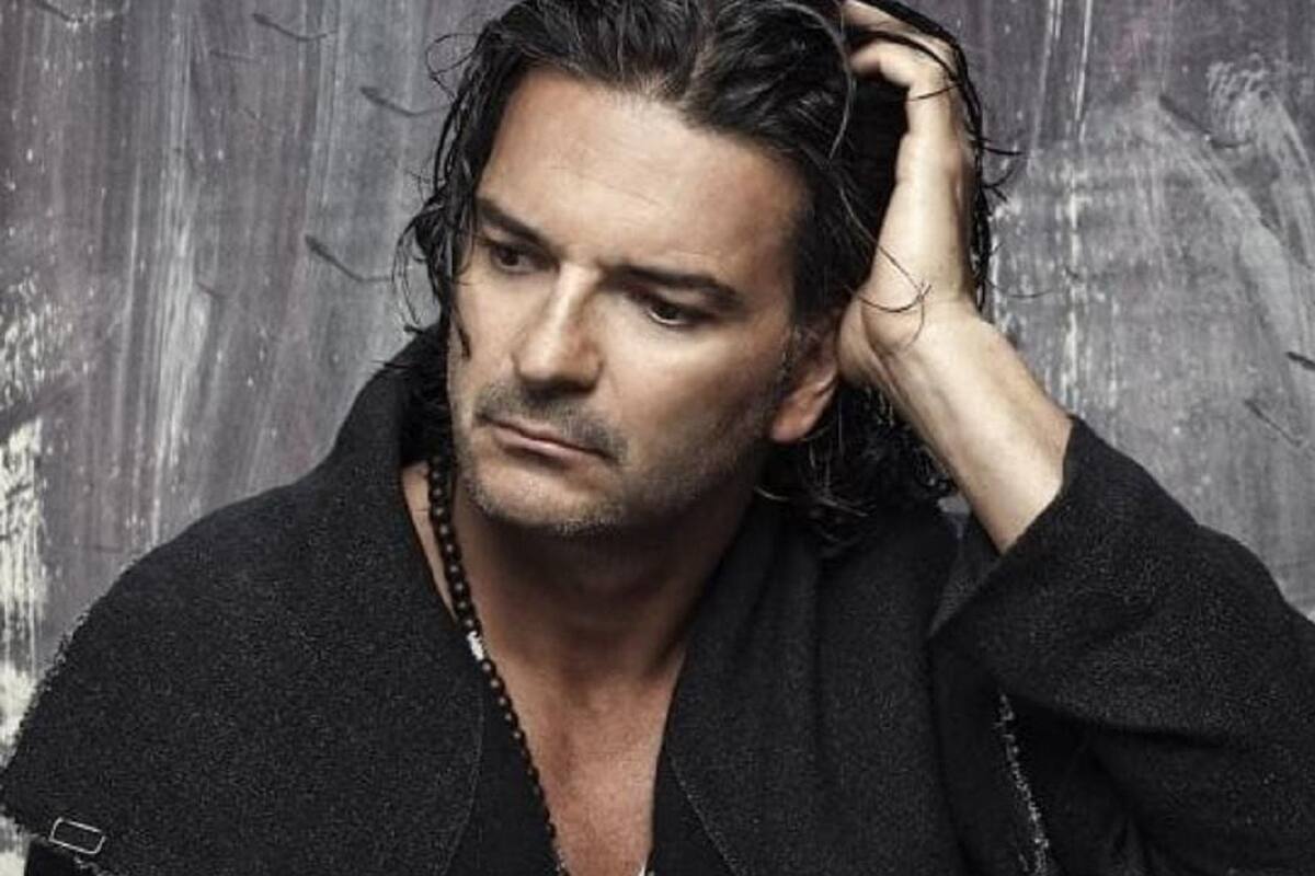 Ricardo Arjona está de vuelta a los escenarios con su su tour Blanco y Negro