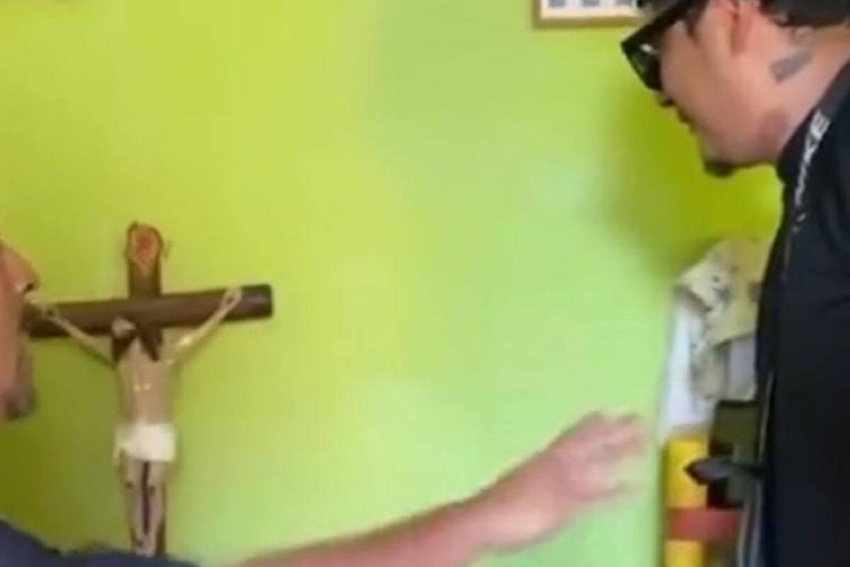 Sujeto es engañado por su familia y lo hacen creer que está muerto