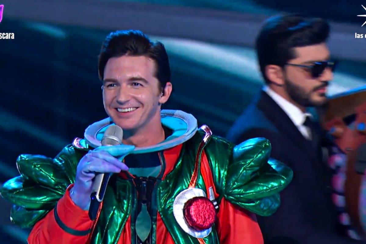 ¿Quién es la Máscara?: ¡Bebé Alien es Drake Bell!