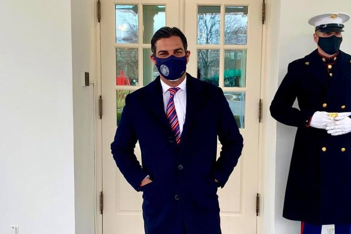 "Es una gran falta de respeto": Alcalde de Miami se molesta con Pepillo Origel por ir ponerse la segunda vacuna