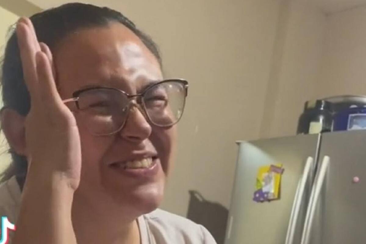 Mujer se vuelve viral por su reacción al ver cuánto tiene que pagar de luz