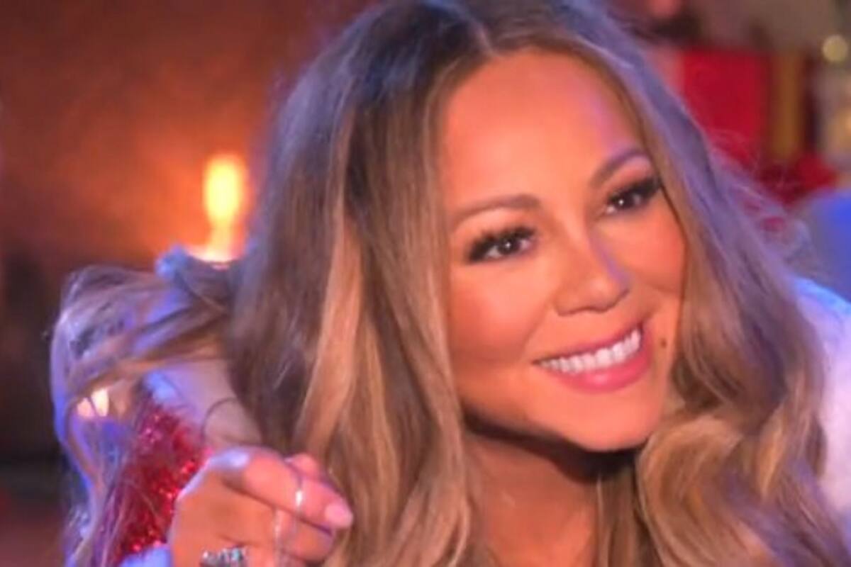 Mariah Carey inaugura la época navideña con su éxito "All I Want for Christmas Is You"