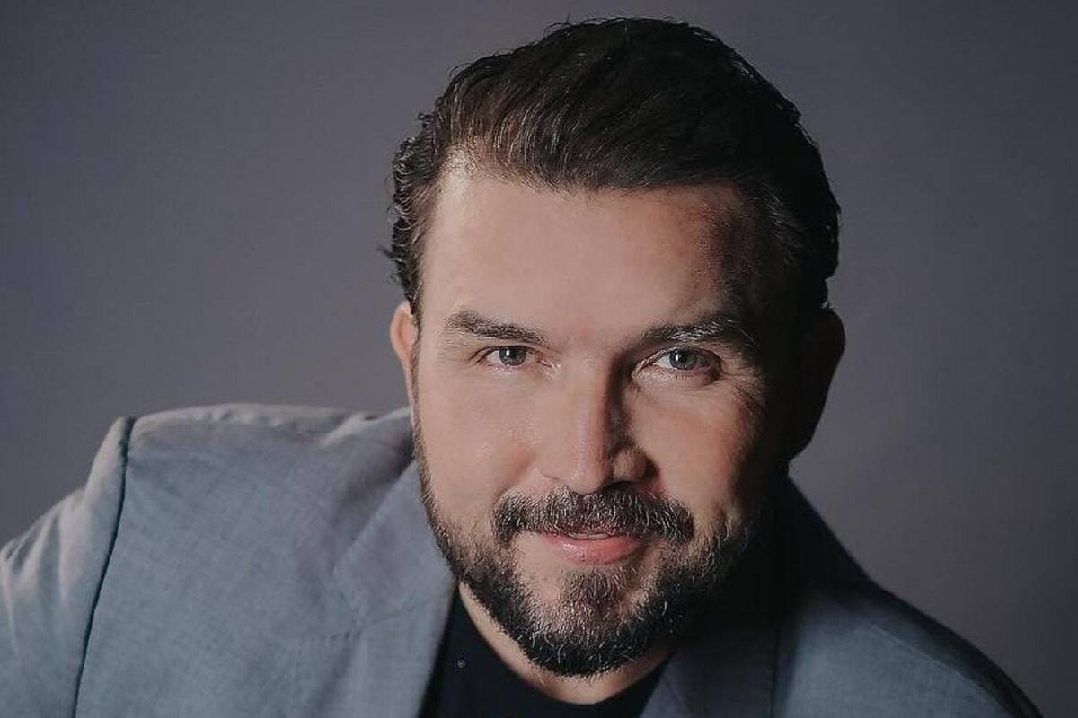 El cantante Poncho Lizárraga está de luto por la pérdida de su padrino ‘Chayo’