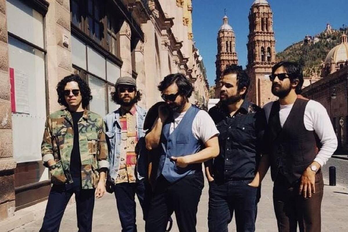 Enjambre anuncia la salida de su guitarrista Javier Mejía a través de sus redes sociales