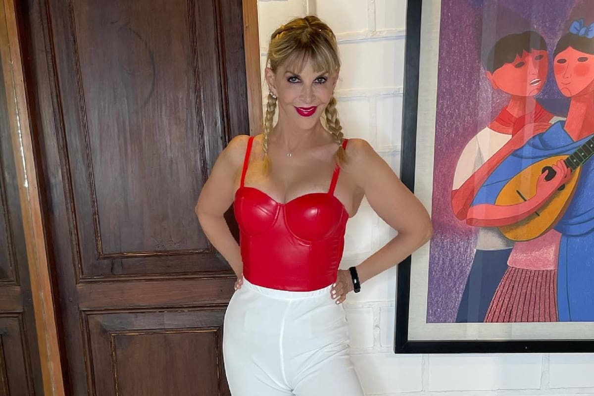 Con fotos en bikini, Shanik Berman presume su cuerpazo de joven | En El