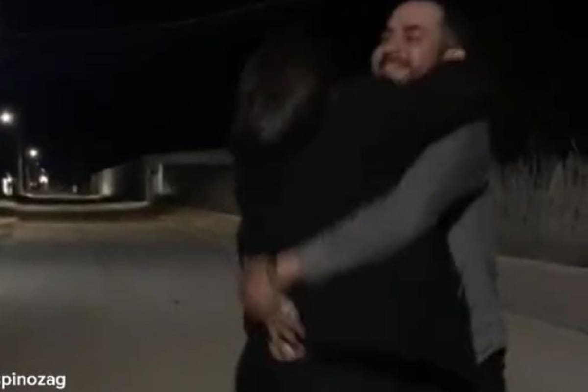 Hombre termina en el hospital con la rodilla fracturada al intentar bailar “Quebradita”