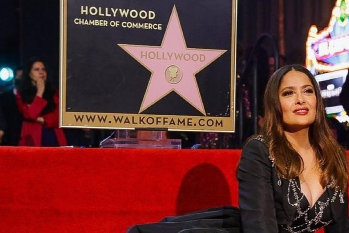 Salma Hayek recibe su estrella en el Paseo de la fama de Hollywood