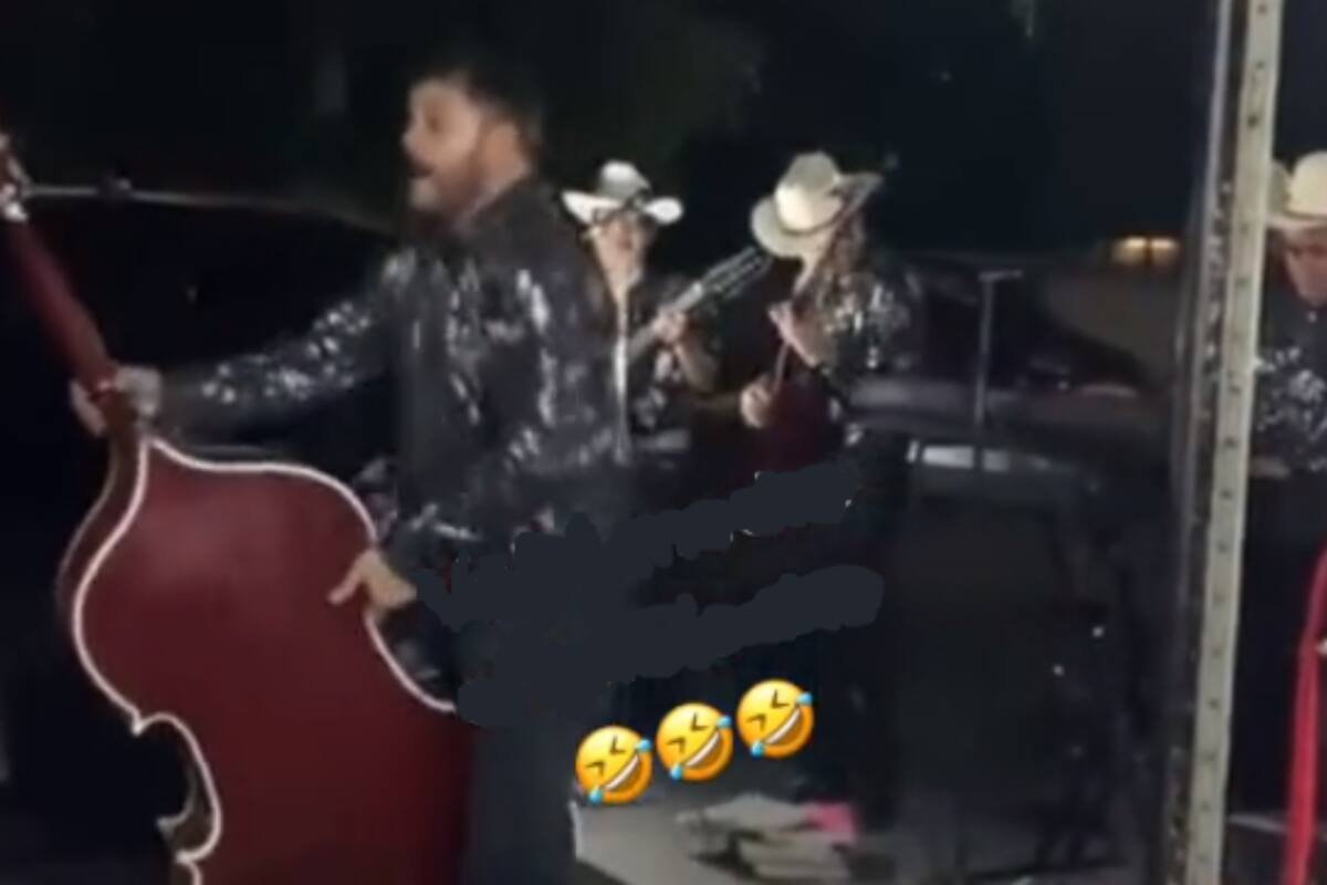 TikTok: Músico se emociona con su tololoche en plena actuación y termina en tragedia