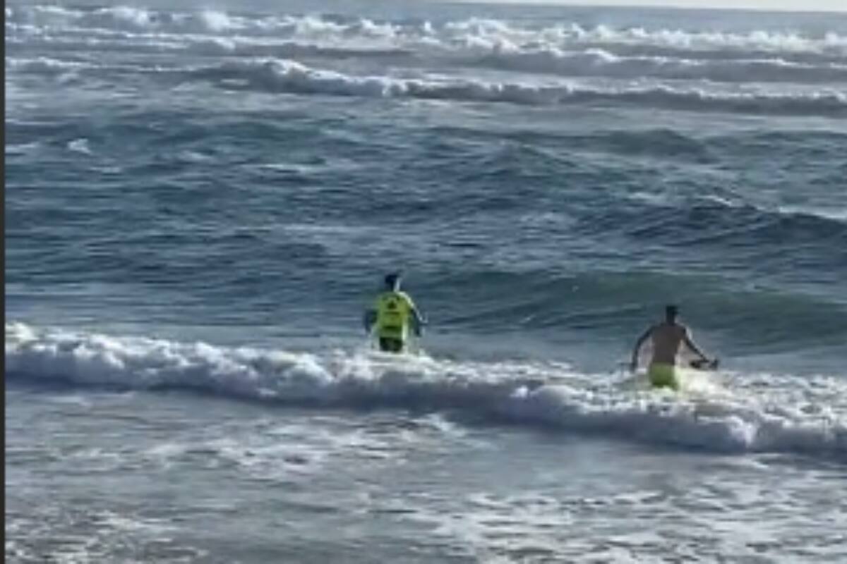 TikTok: Salvavidas rescatan a grupo de personas que se ahogaban en el mar