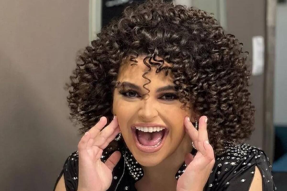 Lucerito Mijares confiesa cómo se lleva con la pareja de sus padres