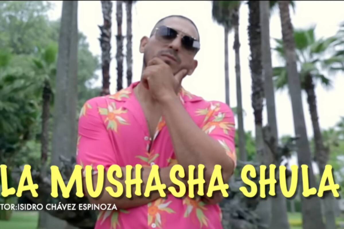 Espinoza Paz consigue el éxito con una canción publicada cuatro años atrás