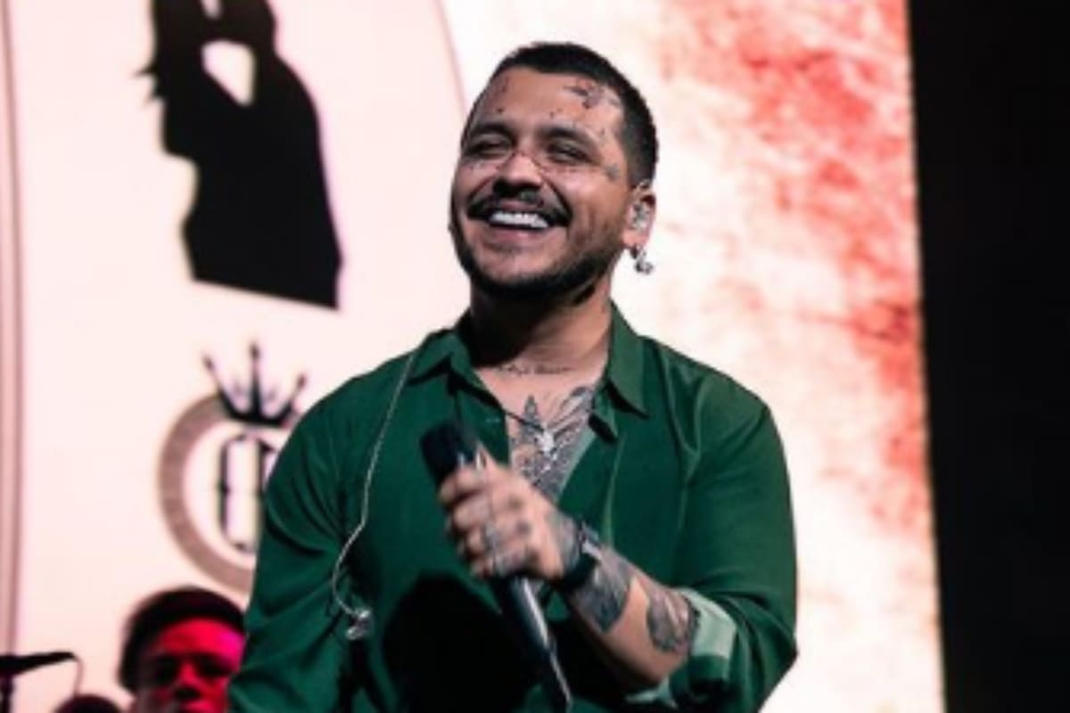 Christian Nodal será comentarista de una pelea de box