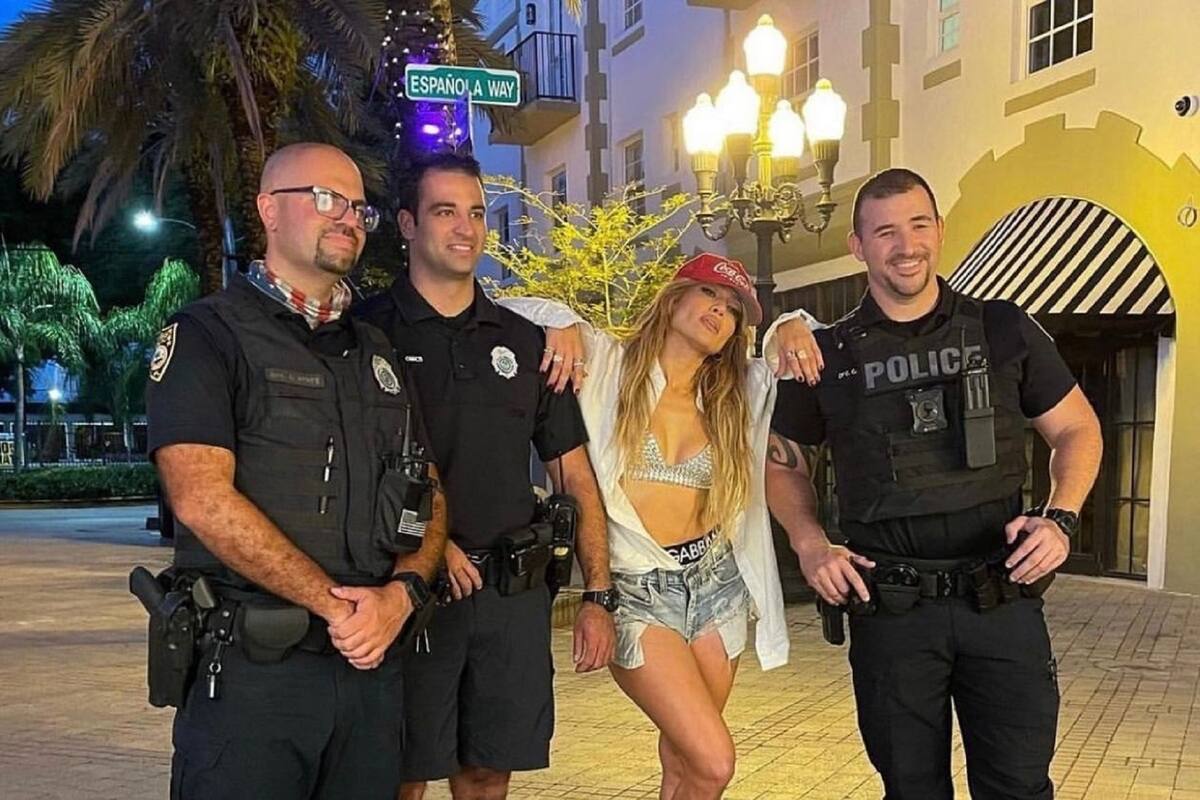 Jennifer López y Rauw Alejandro graban un videoclip en Miami Beach
