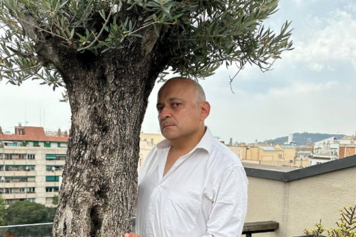 Lalo España no tolera "La Casa de los Famosos"