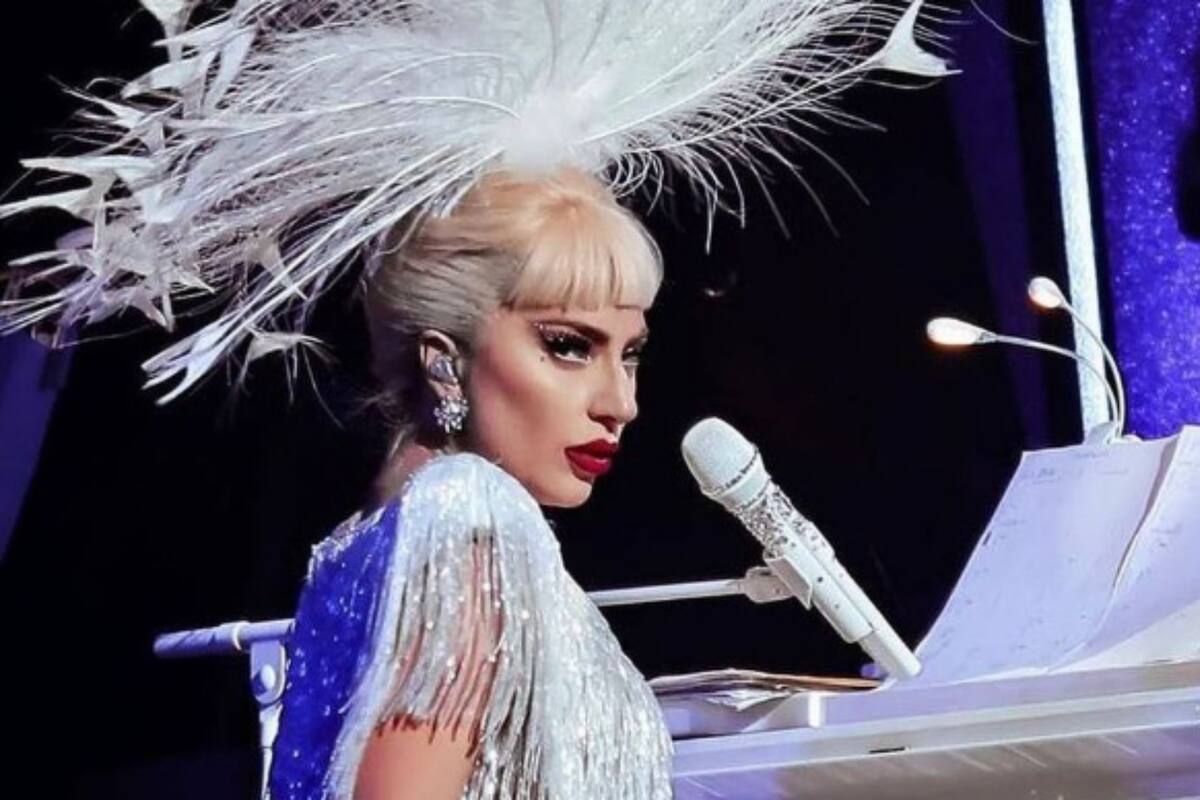 Lady Gaga sorprende a fan mexicanos al cantar “Born This Way” con Mariachi