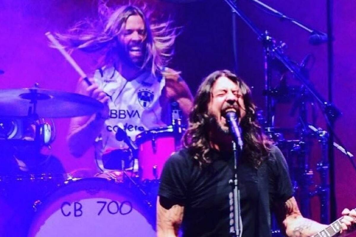 Foo Fighters confirman que seguirán tocando tras la muerte de Taylor Hawkins