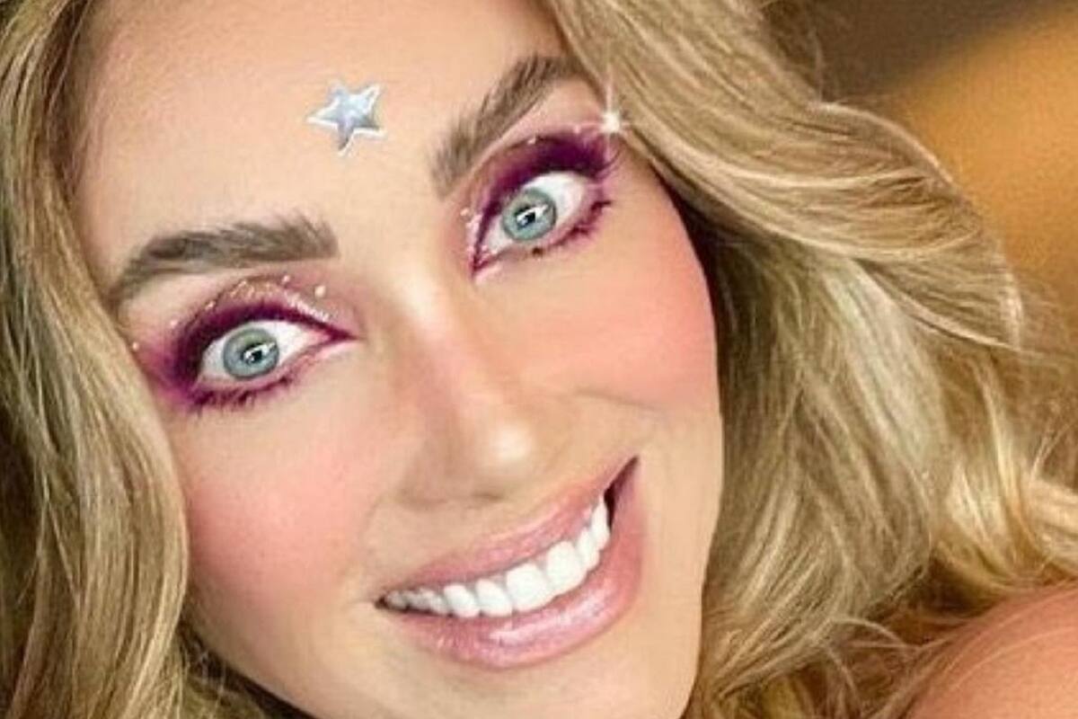 Por segunda ocasión, Anahí da positivo a Covid-19 tras cantar con Karol G