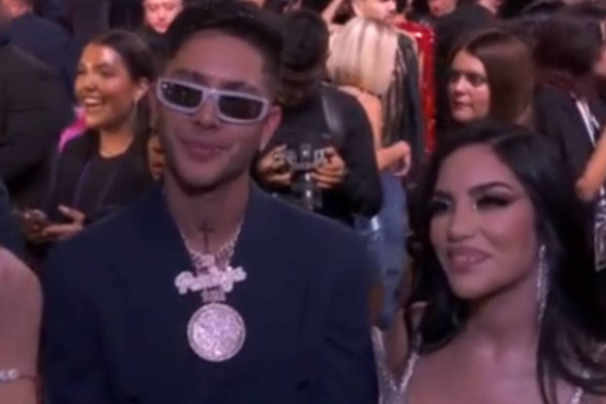 TIKTOK: "JD" Pantoja es criticado por responder entrevista de Kim Loaiza