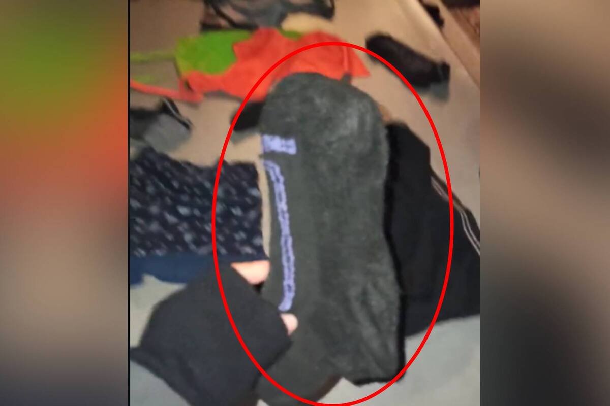 VIDEO: Hombre congela su ropa al tenderla en el exterior a grados bajo cero