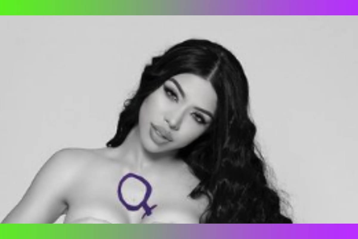 Yeri MUA se quita la ropa para conmemorar el día internacional de la mujer