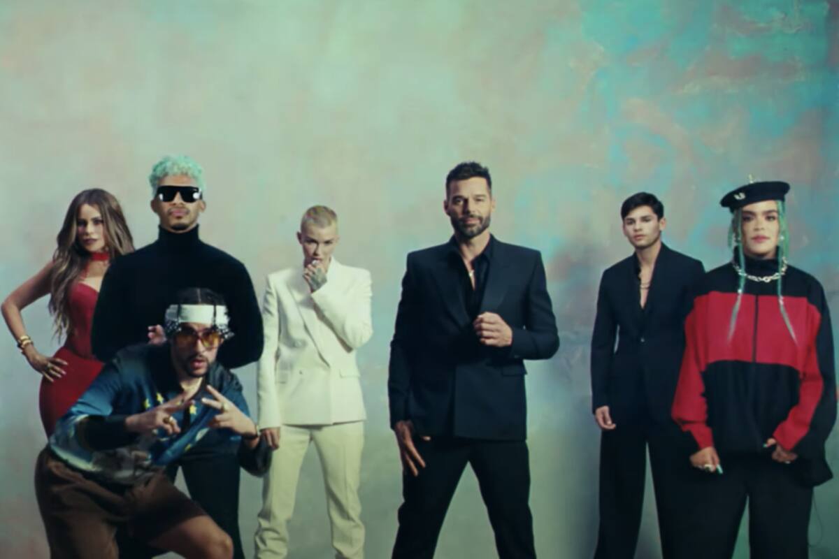 VIDEO: Bad Bunny estrena videoclip de "Yo visto así" junto a Sofía Vergara, Ricky Martín y Karol G