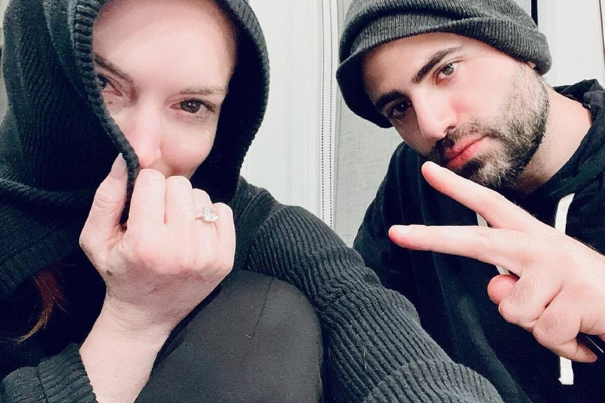 Lindsay Lohan anuncia compromiso con el empresario Bader S Shammas