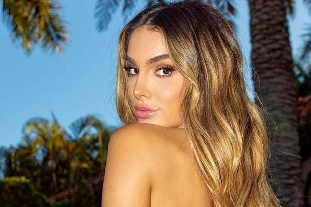 Lyna Pérez sorprende a sus seguidores de Instagram con espectacular vestido lila