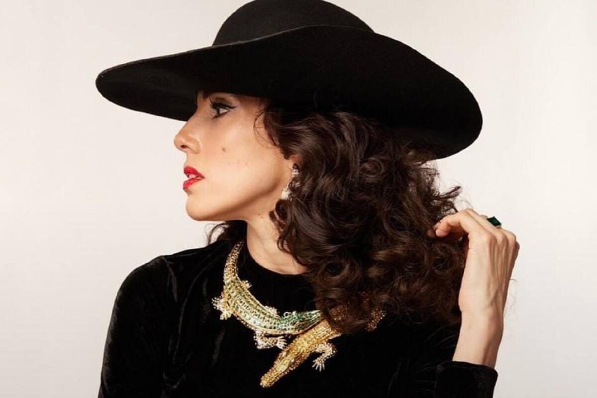 Sandra Echeverría da detalles sobre cómo se prepara para interpretar a María Félix