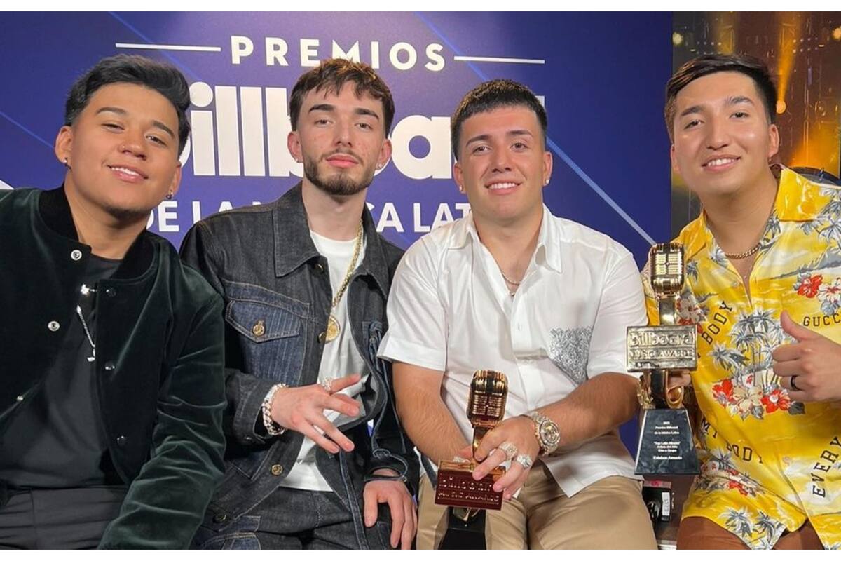 Eslabón Armado rompe récord con su álbum ‘Desvelado’ en categoría de Billboard