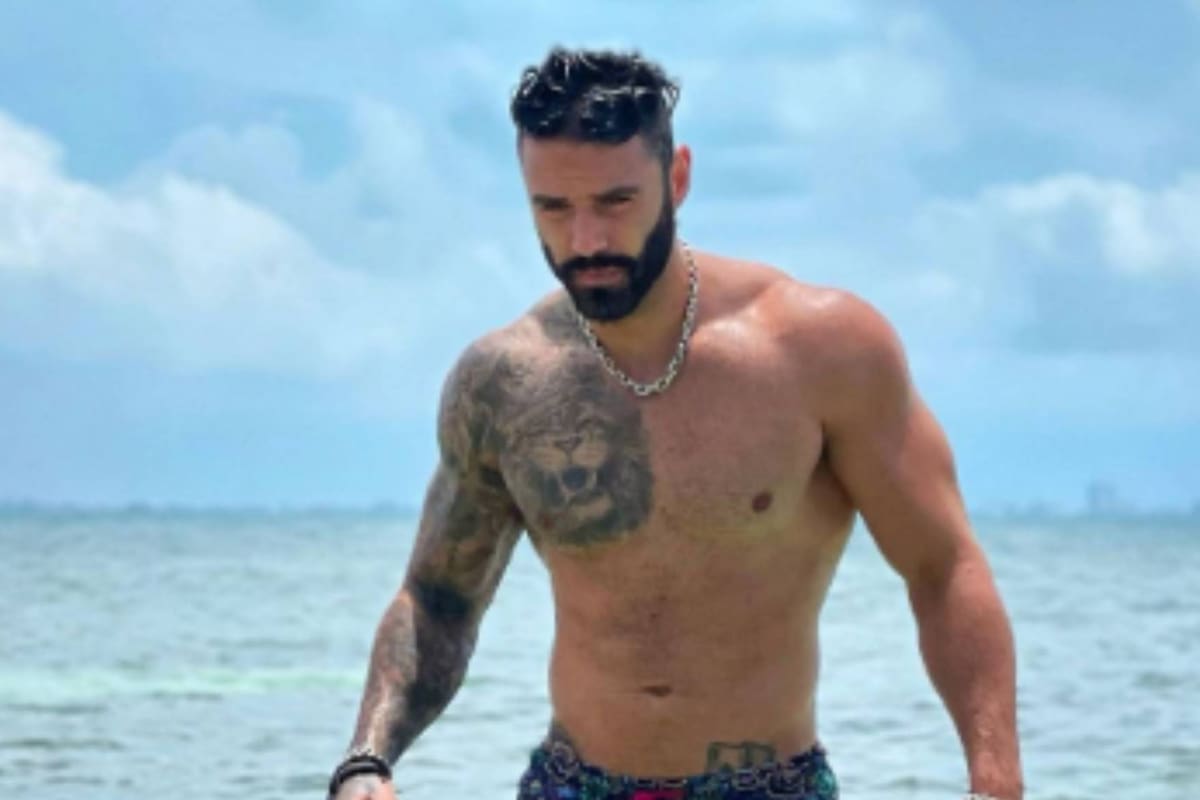 Fernando de "Acapulco Shore", posa sin camisa y enloquece a sus fans