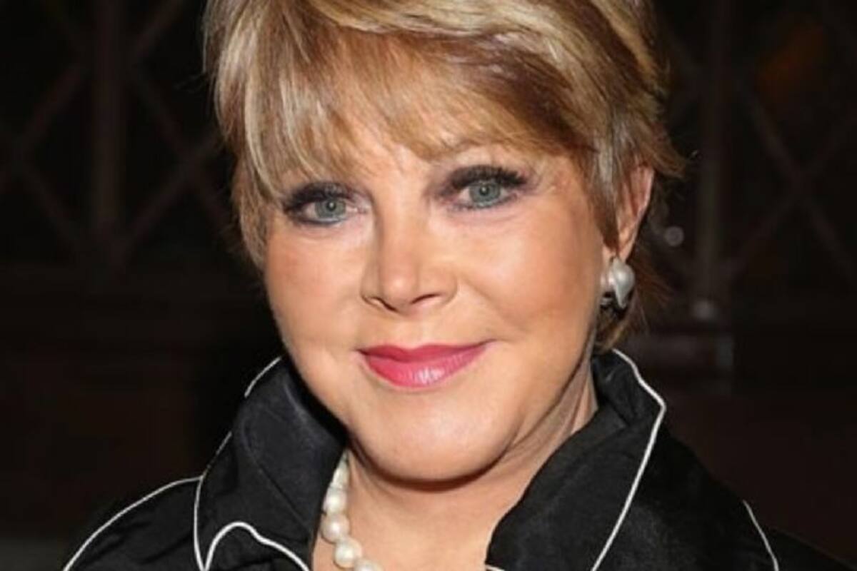 Lolita Ayala se luce en la portada de "Elle" México y la comparan con Lady Gaga