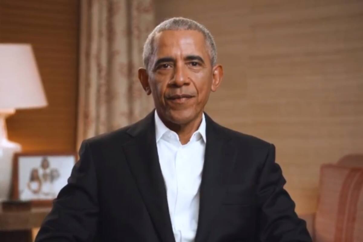 Barack Obama incluye a Peso Pluma en su playlist de verano