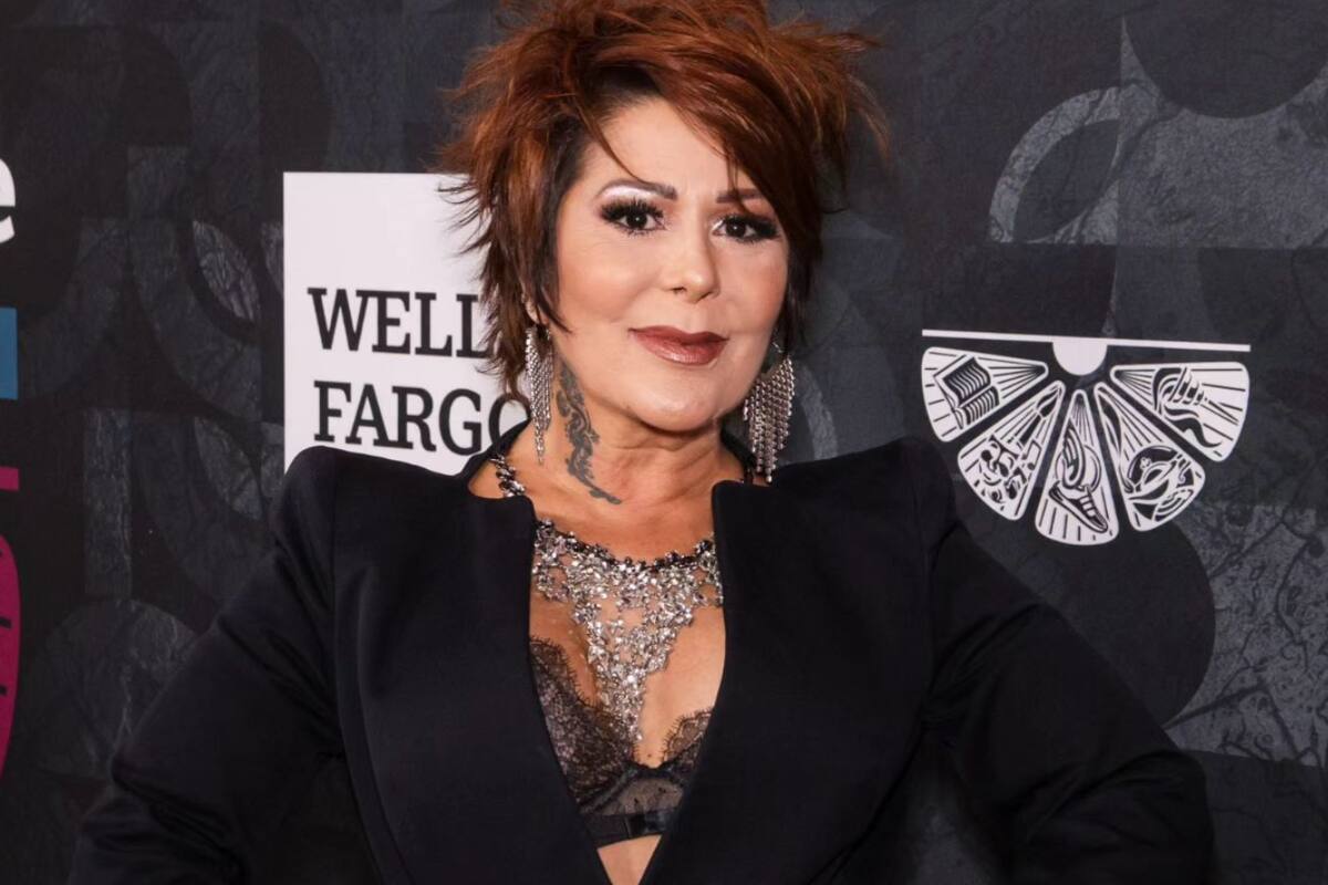 Alejandra Guzmán enfurece en pleno concierto por un error técnico; "Ha de andar por ahí una rata", expresó