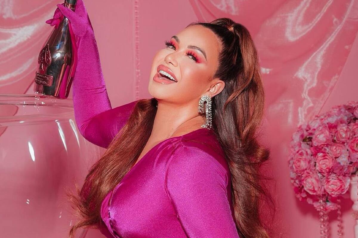 Chiquis Rivera se quita la ropa para promocionar su nueva canción