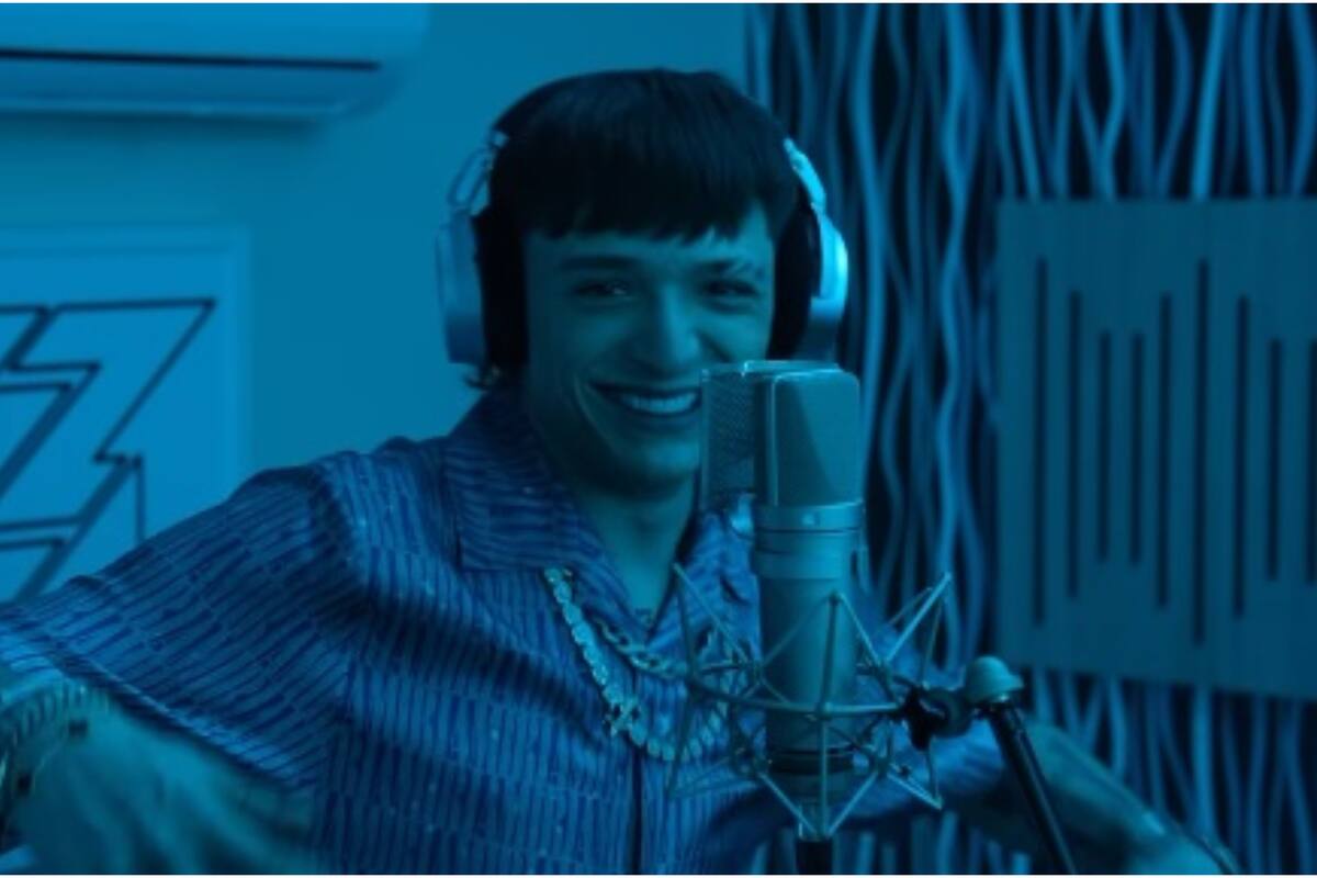 ¿Han robado nuevamente el corazón de Peso Pluma? Así lo deja ver en un concierto, VIDEO