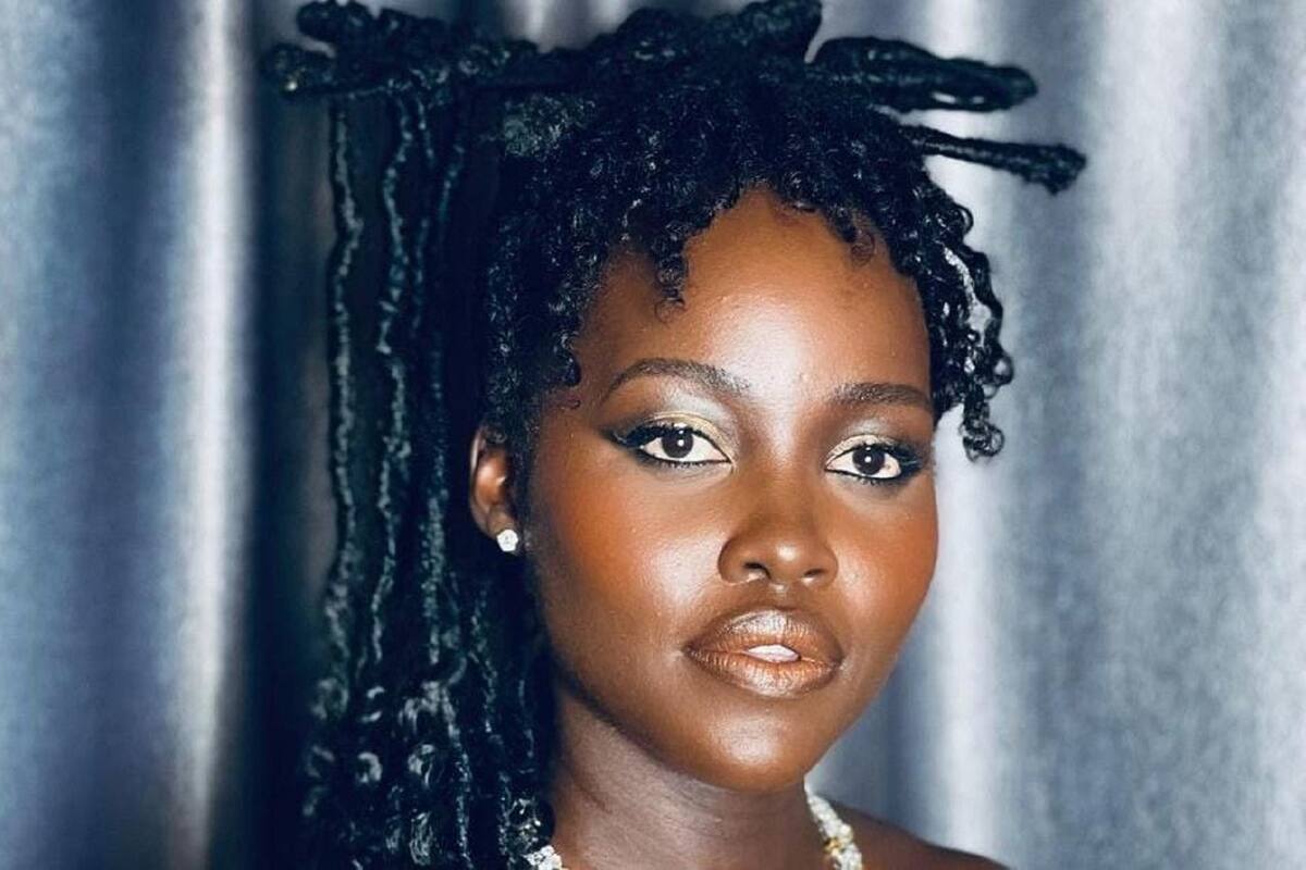 Lupita Nyong'o comparte video cantando canción de Juan Gabriel