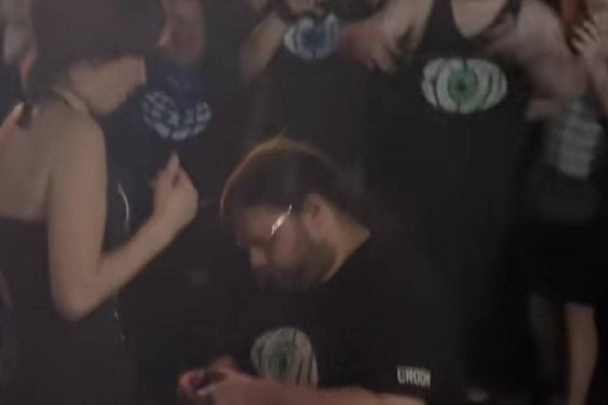 TikTok: Joven le pide matrimonio a su novia en pleno concierto de Papa Roach