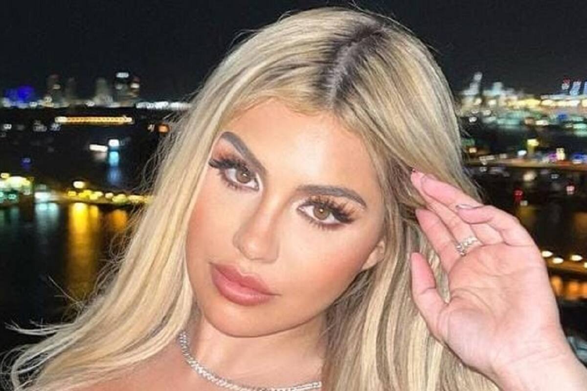 Alexa Dellanos fascina a sus seguidores de Instagram con su ropa interior de encaje