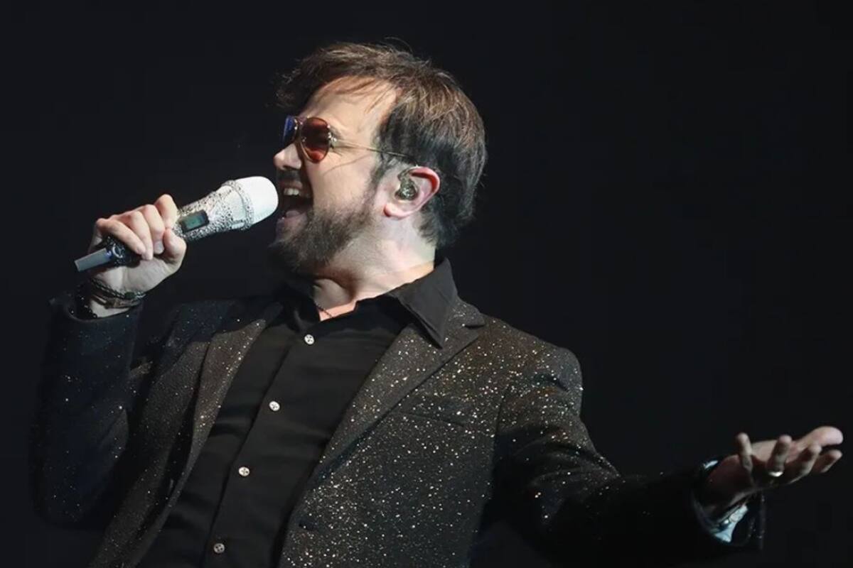 Aleks Syntek critica el álbum de Karol G y lo lanza por el excusado.