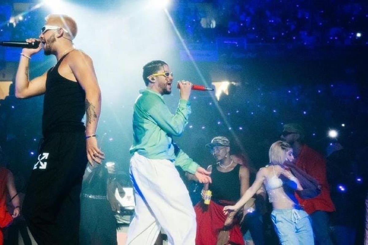Mora sorprende con Bad Buny como inivitado especial en su concierto en San Juan