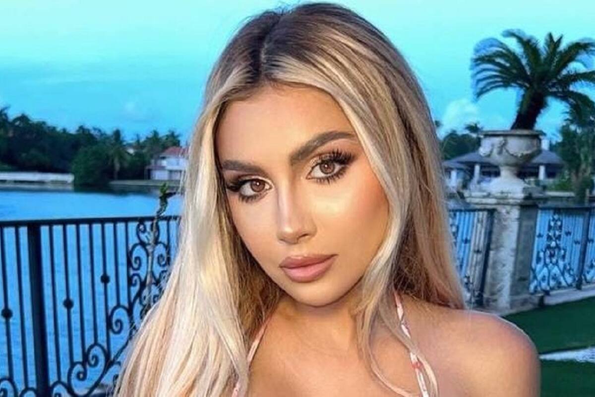 Alexa Dellanos luce su sensacional figura con llamativo bikini en Instagram