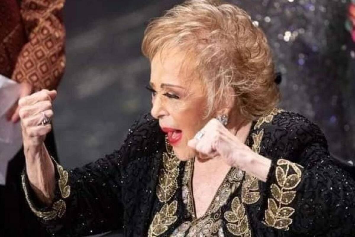 Silvia Pinal da a conocer que quiere volver a hacer teatro