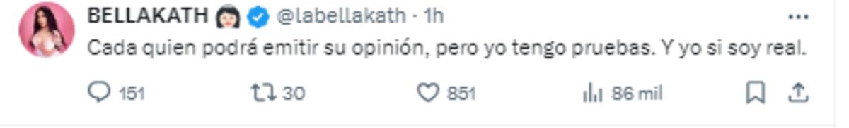 Bellakath y Yeri Mua se pelearon en redes sociales.