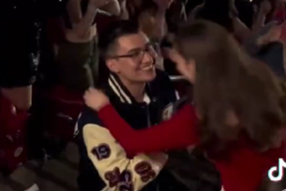TikTok: Joven le pide matrimonio a su novia en pleno concierto de Taylor Swift