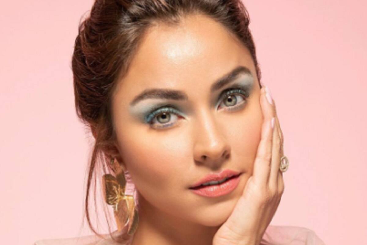 Desde la cama, Claudia Martín seduce a sus seguidores con la mirada