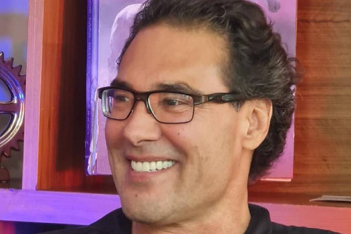 Eduardo Yáñez llama huev*nes e ignorantes a becarios de "Jóvenes construyendo el futuro"