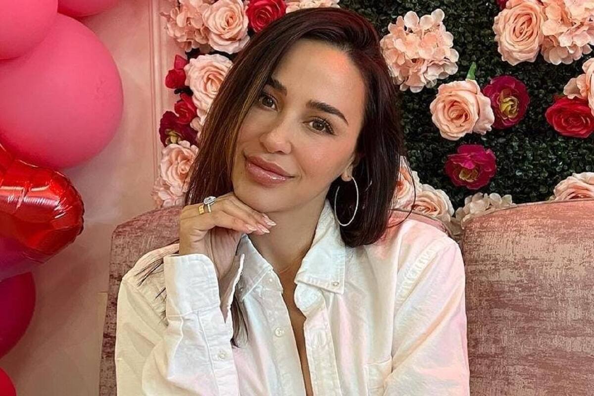Ana Cherí presume su bikini completamente mojada desde una cascada