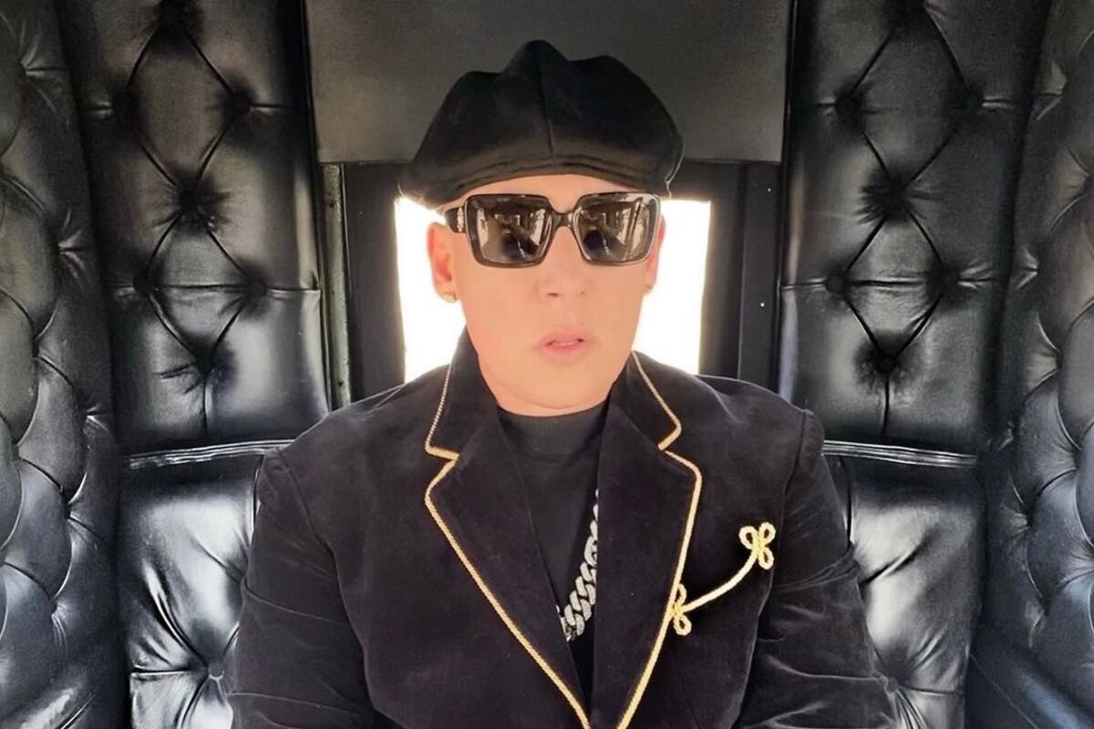 Cosculluela estrena su nuevo sencillo "Como Andamo"