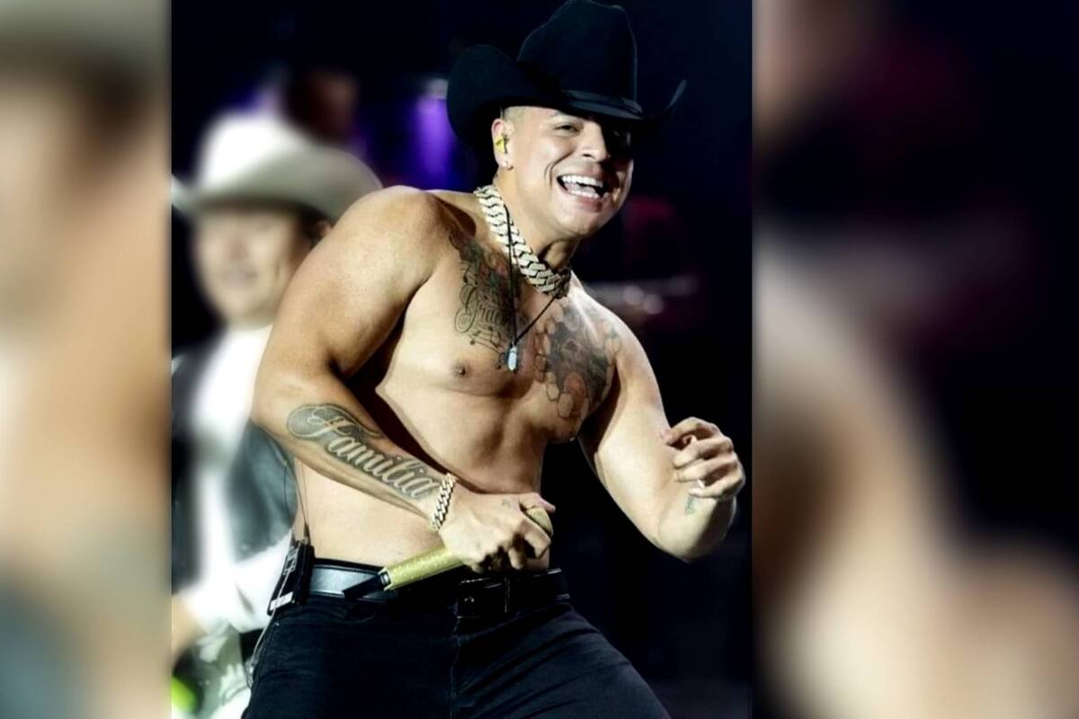 Eduin Caz antojó a sus fans con sugerente fotografía donde enseña de más